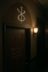 onyxbone_chapters/artefacts/social_xeno_apartment.jpg